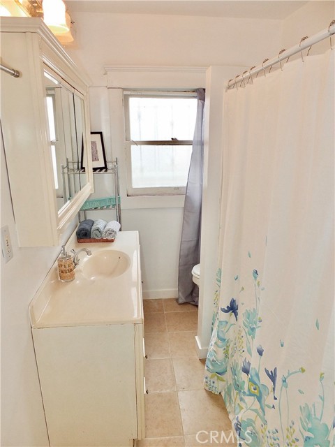 Detail Gallery Image 25 of 39 For 2290 Pasadena Ave, Long Beach,  CA 90806 - 2 Beds | 1/1 Baths