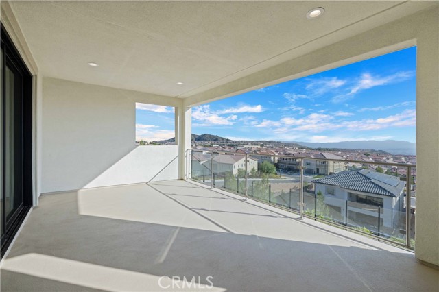 Detail Gallery Image 32 of 46 For 20644 W Deer Grass Ct, Porter Ranch,  CA 91326 - 5 Beds | 5/1 Baths