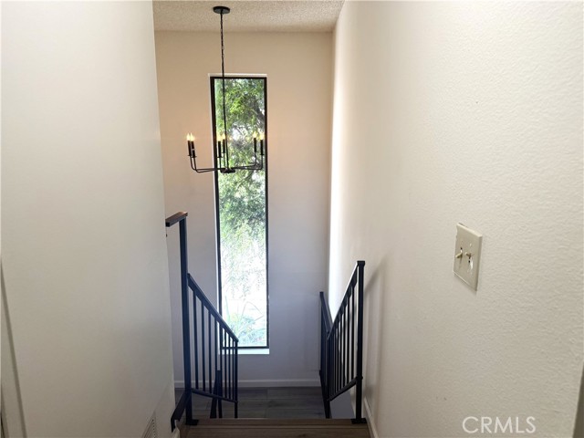 Detail Gallery Image 11 of 19 For 16682 Dolores Ln, Huntington Beach,  CA 92649 - 2 Beds | 2/1 Baths