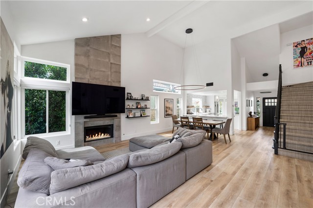 Detail Gallery Image 6 of 45 For 506 Savona Way, Oak Park,  CA 91377 - 3 Beds | 2/1 Baths