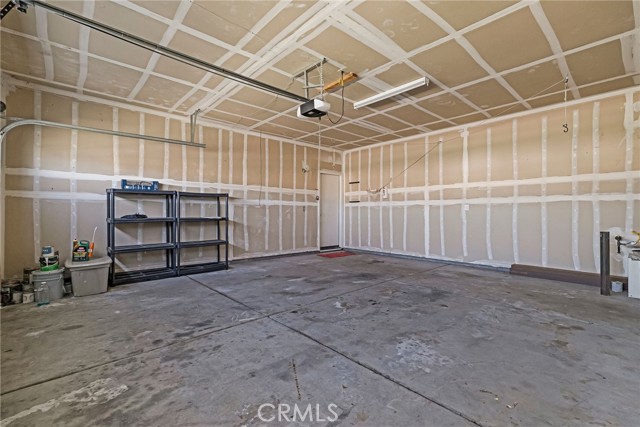 360 El Dorado Avenue, Willows CA: https://media.crmls.org/medias/6ff833fb-f19e-40ec-b8fc-9a90f824b67d.jpg