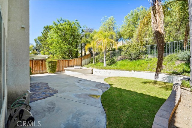 28445 Silverking Trail, Saugus CA: https://media.crmls.org/medias/6ff85013-0568-46b8-983f-d816f788195c.jpg