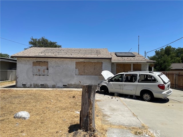 Detail Gallery Image 1 of 1 For 9975 Palmetto Ave, Fontana,  CA 92335 - 2 Beds | 1 Baths