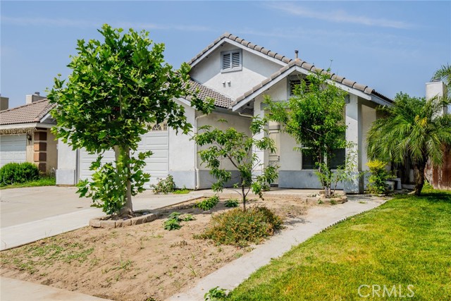 7404 Marshall Court, Highland CA: https://media.crmls.org/medias/6ff95abb-2a76-4907-8ddb-d2abc9d45f32.jpg