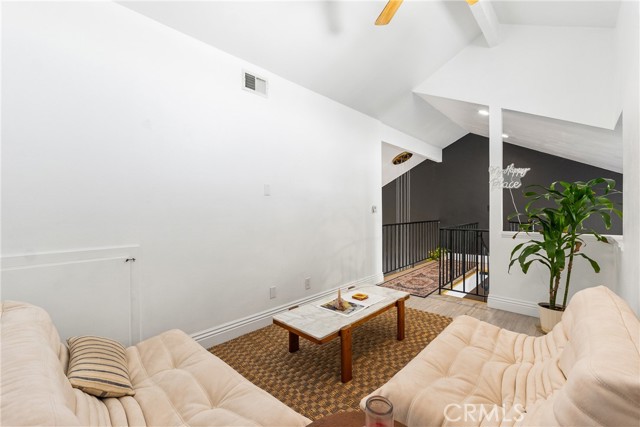 Detail Gallery Image 24 of 36 For 26873 Claudette St #112,  Canyon Country,  CA 91351 - 2 Beds | 2 Baths