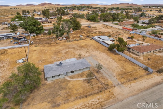 Detail Gallery Image 4 of 26 For 16657 Foothill Ave, Edwards,  CA 93523 - 4 Beds | 2 Baths