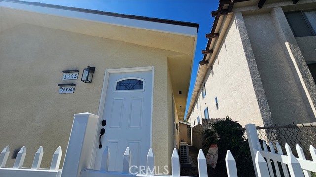 Detail Gallery Image 2 of 22 For 1203 Shorb, Alhambra,  CA 91803 - 3 Beds | 2 Baths