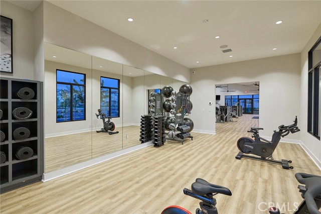 Detail Gallery Image 7 of 28 For 12951 Paradiso Dr #101,  Corona,  CA 92880 - 3 Beds | 2/2 Baths