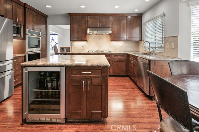 5335 Alfonso DR, Agoura Hills CA: https://media.crmls.org/medias/6ffb2c4b-bad6-45e4-973b-e056dd8509a7.jpg