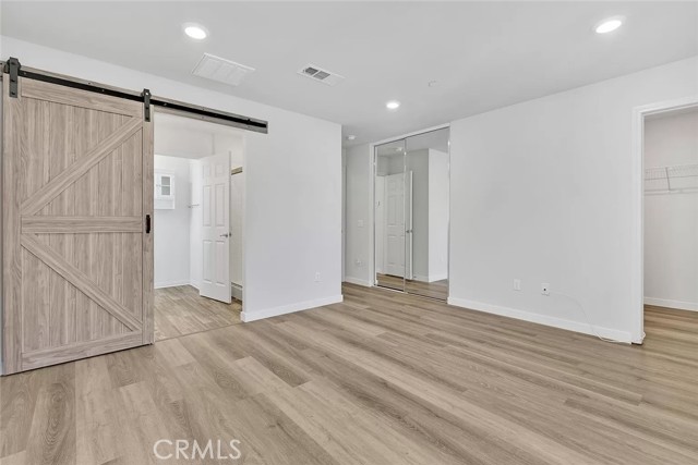 Detail Gallery Image 5 of 20 For 14700 Sherman, Van Nuys,  CA 91405 - 4 Beds | 3/1 Baths