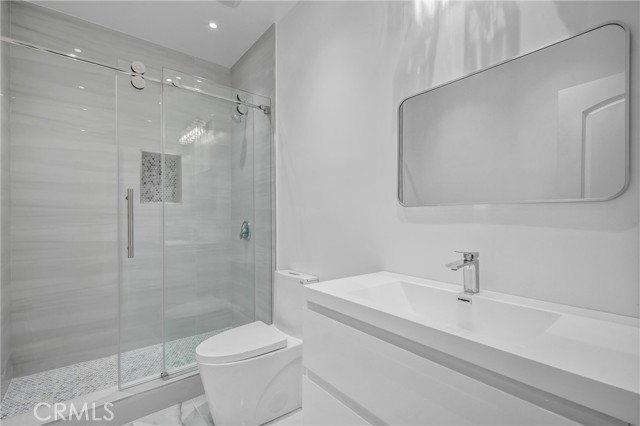 8346 Moorcroft Avenue photo 42