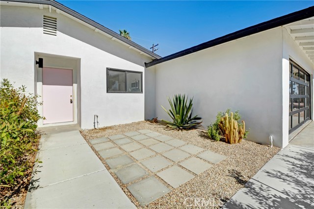 Detail Gallery Image 4 of 29 For 2188 E Rogers Rd, Palm Springs,  CA 92262 - 3 Beds | 2 Baths