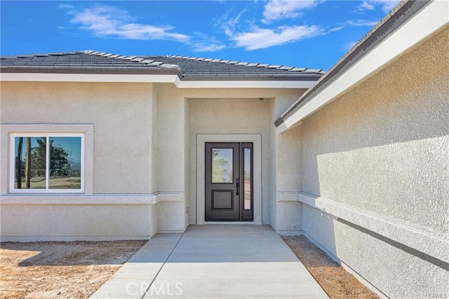 Detail Gallery Image 4 of 41 For 22562 Houston St, Apple Valley,  CA 92308 - 4 Beds | 2 Baths