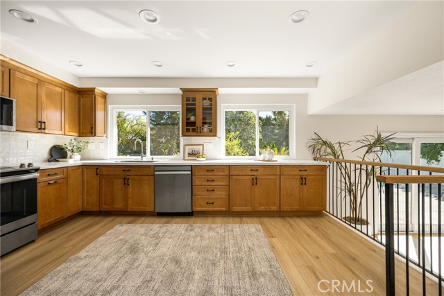 Detail Gallery Image 18 of 46 For 25232 Earhart, Laguna Hills,  CA 92653 - 4 Beds | 3 Baths