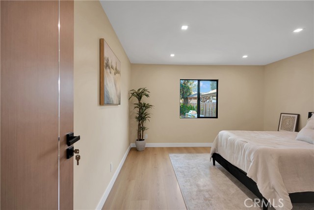 Detail Gallery Image 32 of 60 For 10509 Dempsey Ave, Granada Hills,  CA 91344 - 4 Beds | 3/1 Baths
