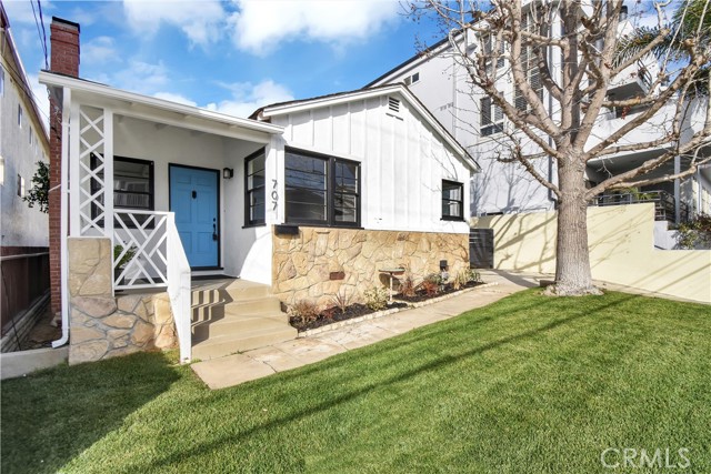 707 3rd Street, Hermosa Beach, CA, 90254 707 3rd Street, Hermosa Beach, CA, 90254