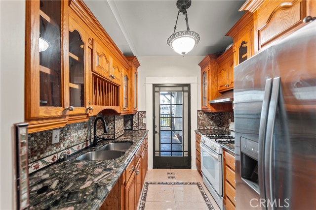 Front Image Thumbnail for CROC26017363