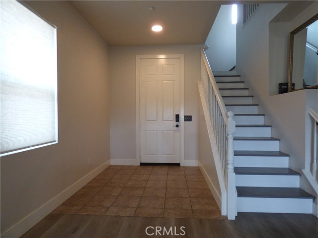 Detail Gallery Image 2 of 30 For 6279 Long Cove Dr, Fontana,  CA 92336 - 3 Beds | 2/1 Baths
