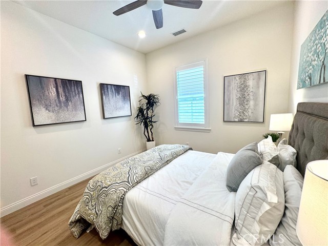 26480 Valley Oak Lane, Valencia CA: https://media.crmls.org/medias/6fff2847-af95-4437-935b-fb474dc6f373.jpg
