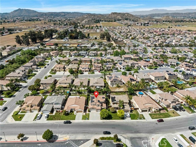 27602 Rockwood Avenue, Moreno Valley CA: https://media.crmls.org/medias/7000e669-0e59-4431-a582-2c0b0bcbe898.jpg