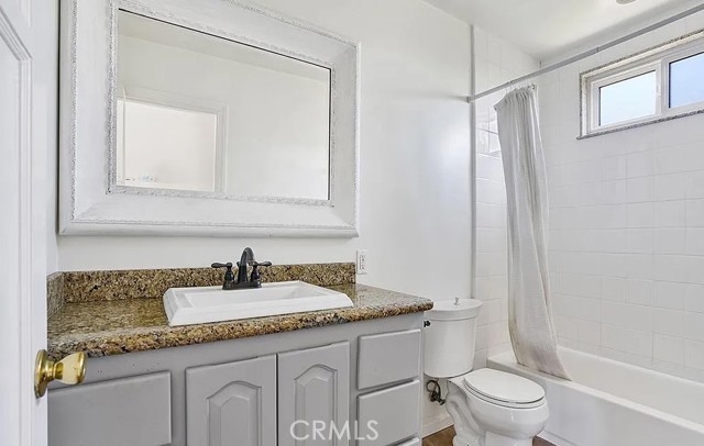 Detail Gallery Image 12 of 20 For 939 Oak St, Costa Mesa,  CA 92627 - 3 Beds | 2 Baths