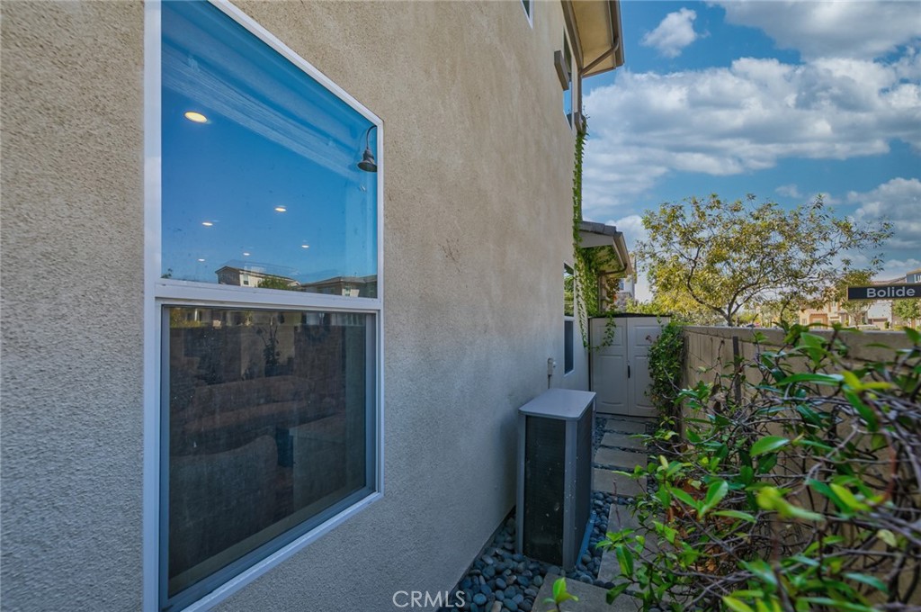 MLS #OC25221565 image #56