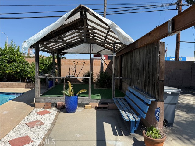Image 12 of 24 For 12268 Samoline Avenue