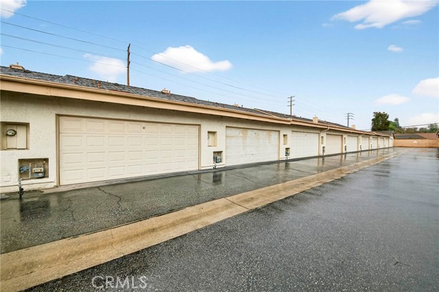 Detail Gallery Image 31 of 34 For 11360 166th #10,  Cerritos,  CA 90703 - 2 Beds | 1/1 Baths