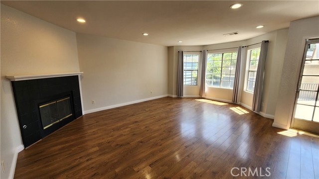 14786 Pioneer Blvd, Norwalk CA: https://media.crmls.org/medias/7002e41f-e826-4e1f-9583-3d1235d5d569.jpg