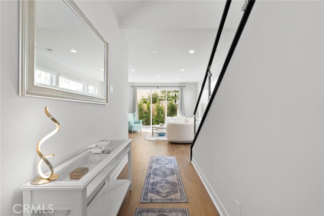 Detail Gallery Image 8 of 54 For 200 Newton, Lake Forest,  CA 92630 - 5 Beds | 4 Baths