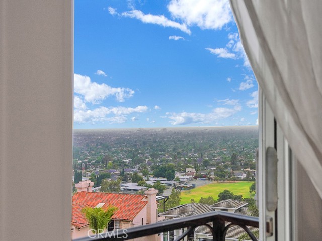 12272 Media Panorama, North Tustin CA: https://media.crmls.org/medias/70038bf3-bbb5-4e9e-9f53-1461d1030b6d.jpg