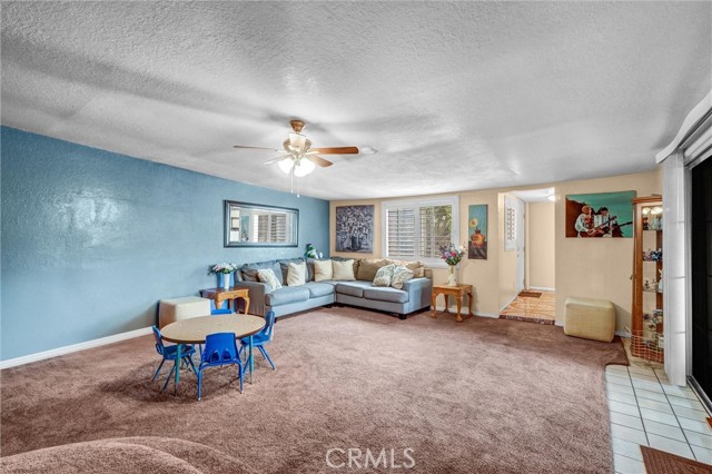 Detail Gallery Image 16 of 30 For 2300 Gale Ave, Long Beach,  CA 90810 - 3 Beds | 1 Baths