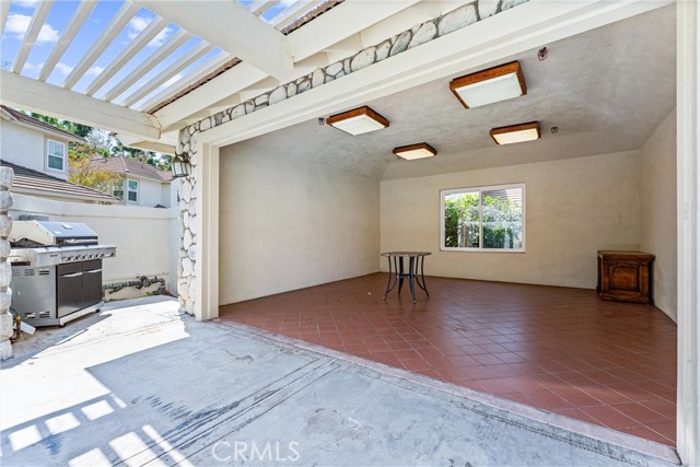5847 E Rocking Horse Way, Orange CA: https://media.crmls.org/medias/70048bae-6ab9-4e43-898b-c31ac0a78433.jpg