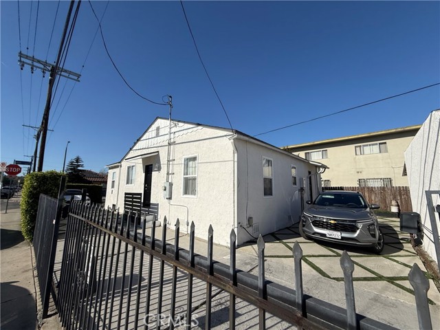 Detail Gallery Image 44 of 56 For 1978 S Holt Ave, Los Angeles,  CA 90034 - 3 Beds | 2 Baths