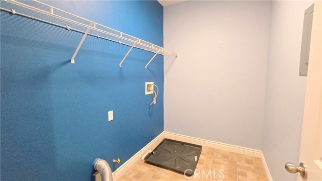 Detail Gallery Image 22 of 30 For 1492 Amsterdam Ct, Upland,  CA 91786 - 3 Beds | 2/1 Baths