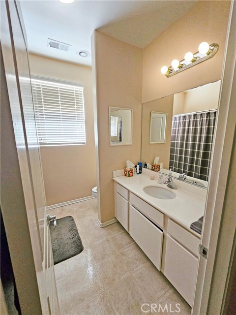 Detail Gallery Image 9 of 16 For 209 Furyk Way, Hemet,  CA 92545 - 2 Beds | 2 Baths