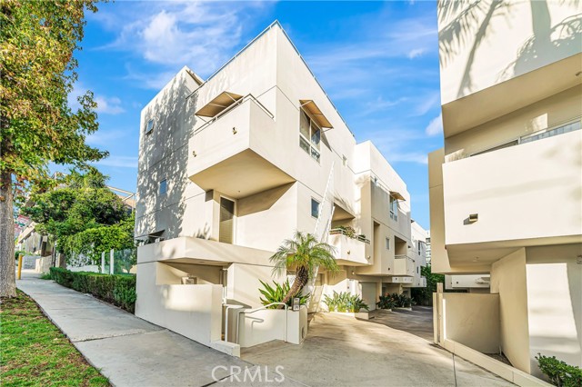 Detail Gallery Image 37 of 42 For 1020 Hilldale, West Hollywood,  CA 90069 - 3 Beds | 3 Baths