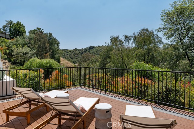 Detail Gallery Image 30 of 43 For 20984 Bandera St, Woodland Hills,  CA 91364 - 3 Beds | 3/1 Baths