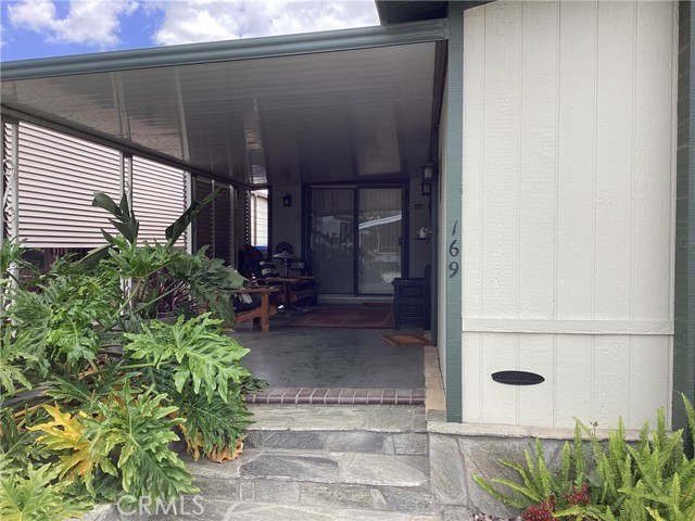 4133 W Wilson Street, Banning CA: https://media.crmls.org/medias/700a8cb6-f058-4d46-9cff-bddb16c7ed7f.jpg