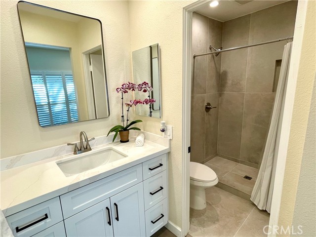 Detail Gallery Image 16 of 24 For 22271 Erwin St, Woodland Hills,  CA 91367 - 3 Beds | 2/1 Baths