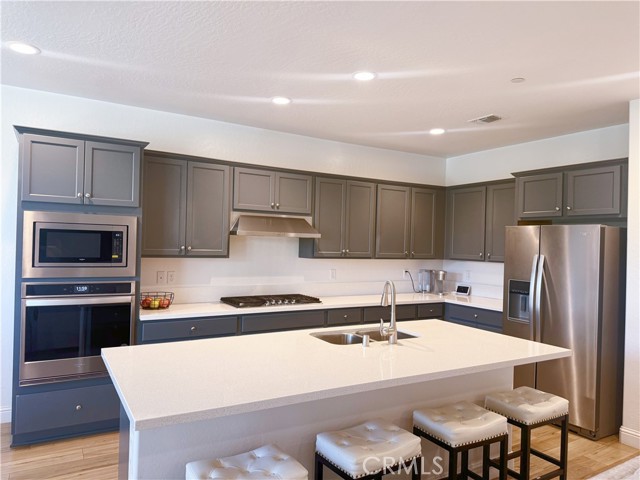 14680 Spanish Bay Way, Chowchilla CA: https://media.crmls.org/medias/700c5644-8eec-46d7-a337-b567e91d4268.jpg