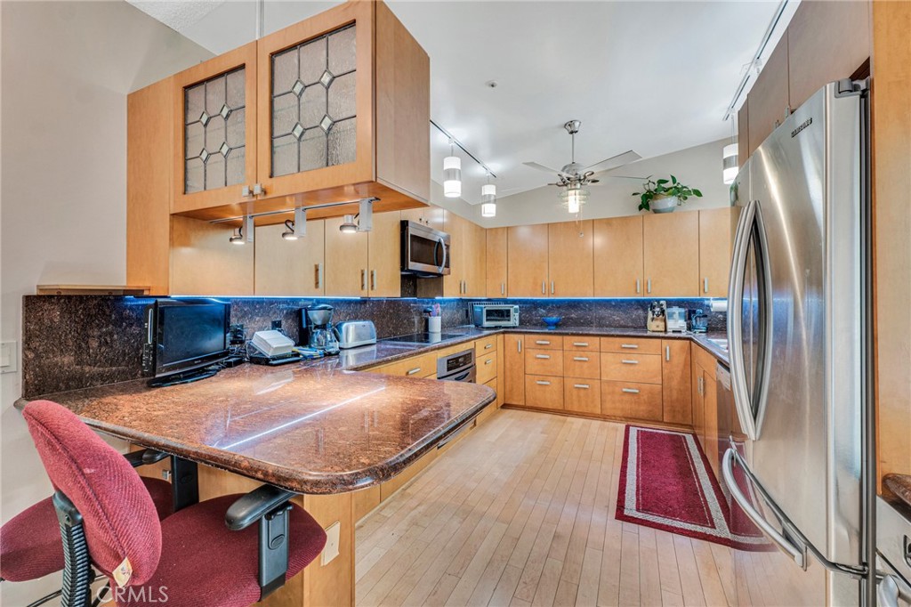 1220 Country Club DriveBurbank img 29