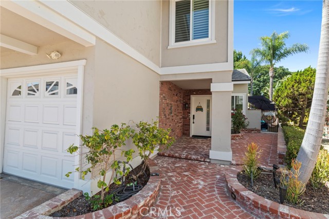 Detail Gallery Image 3 of 47 For 6128 Avalon Ct, Long Beach,  CA 90803 - 4 Beds | 3 Baths