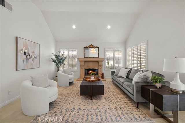 Image 5 of 43 For 26334 Emerald Dove