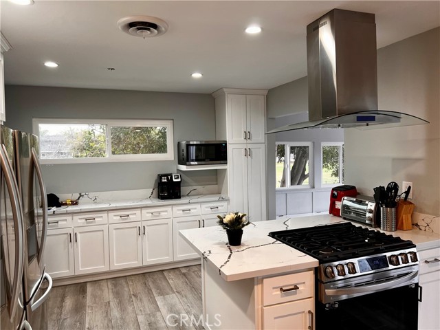 1514 E Maple Avenue, El Segundo CA: https://media.crmls.org/medias/700d90d6-e47e-4d4e-807f-3ccc73a7471e.jpg