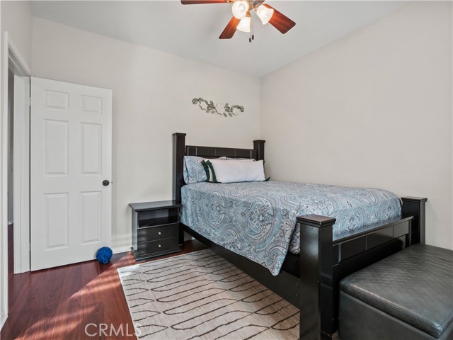 Detail Gallery Image 10 of 39 For 28532 Agajanian, Saugus,  CA 91390 - 4 Beds | 3 Baths