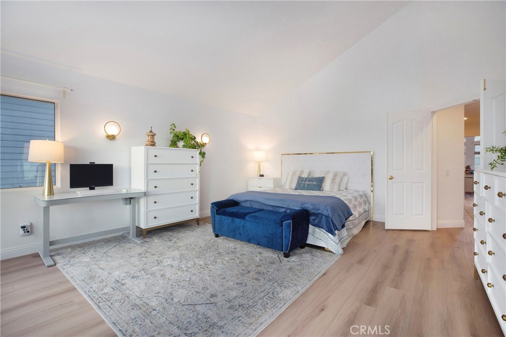 MLS #OC25272593 image #17