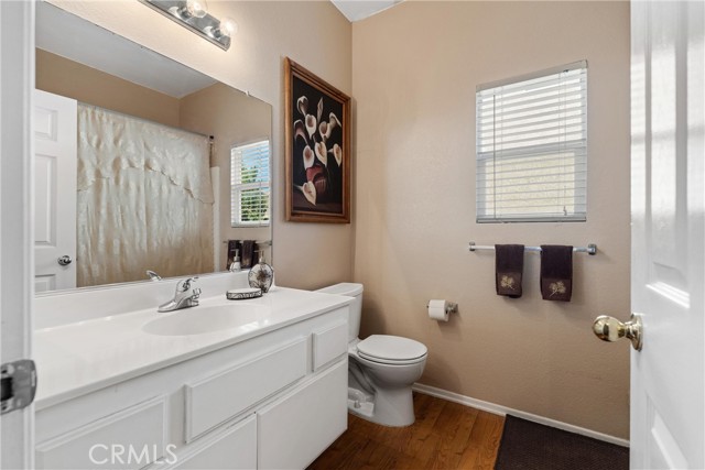 1721 W Ave H-4, Lancaster CA: https://media.crmls.org/medias/700e09a2-f59c-49d8-8bb2-cdf0852b7b38.jpg
