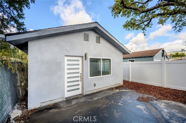 Front Image Thumbnail for CRGD25278936