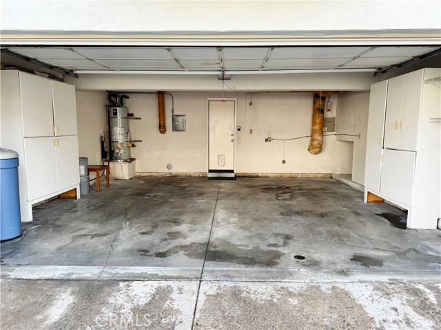 5727 E Stillwater Avenue, Orange CA: https://media.crmls.org/medias/700e4ef4-890e-45b6-b352-db6847dbd044.jpg